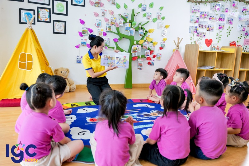 Mỗi Đứa Trẻ Đều Có Một Người Lớn Tin Tưởng Ở Trường